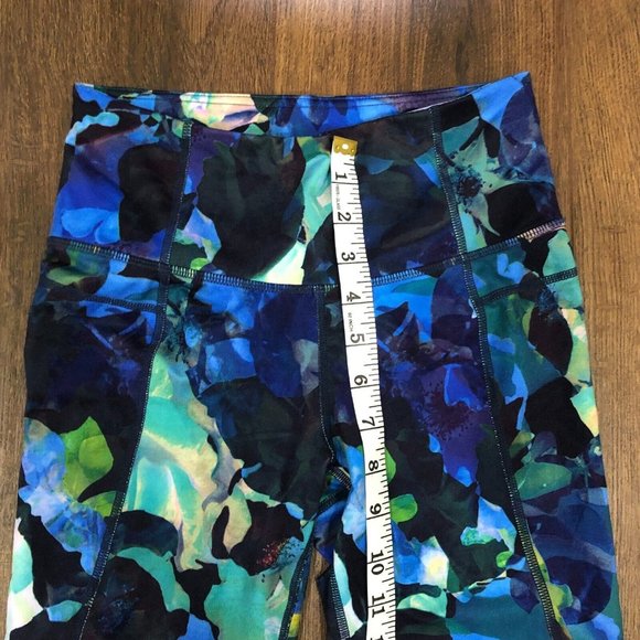 Athleta Women's Sz XS Mystique Chaturanga Capri Leggings Mesh 212389-01 - Picture 6 of 11